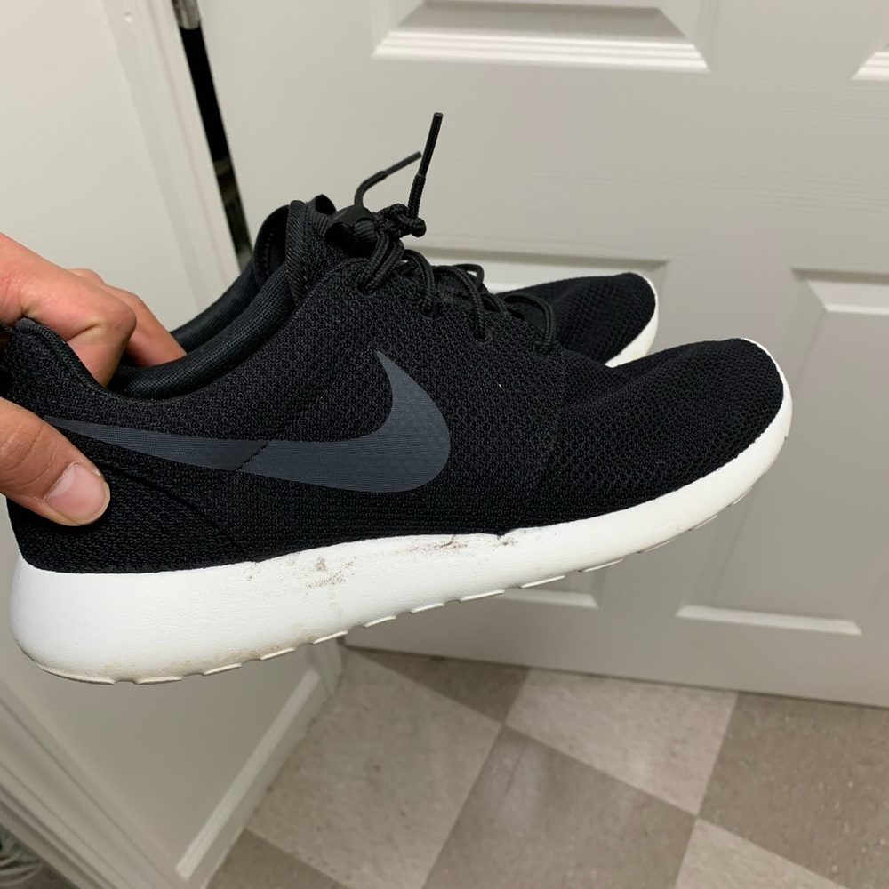 Nike Roshes (worn less than 10 times)